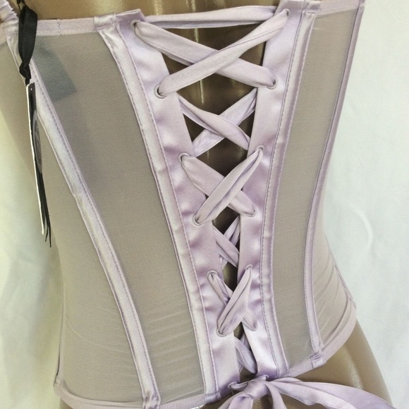 Victoria's Secret DESIGNER COLLECTION Lingerie - Picture 8 of 8